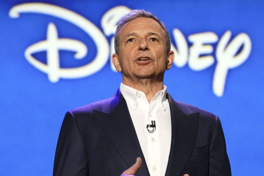 迪士尼前執行長 Bob Iger 回鍋 否認要把迪士尼賣給蘋果 - 職人選物-職人選物