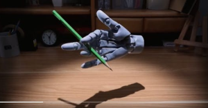 精彩的可動手模轉筆廣告-職人選物