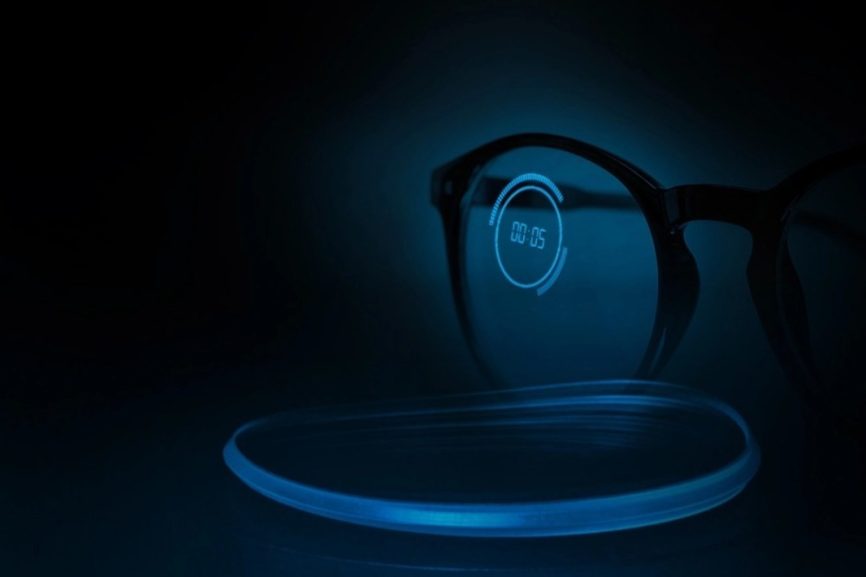 Meta 收購德國智慧眼鏡新創 Luxexcel 先前可能已合作打造 Project Aria 擴增實境眼鏡裝置 - 職人選物-職人選物