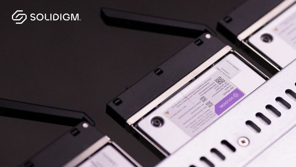 Solidigm 推出 QLC 資料中心 SSD 儲存產品 D5-P5430 ，強調媲美 TLC 產品寫入性能並有更高儲存密度 - 職人選物-職人選物