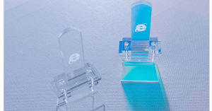 七彩水晶牌位為紀念 IE 一周年忌日-職人選物