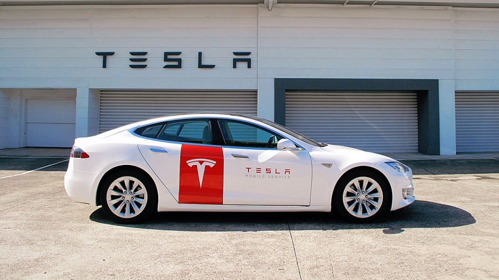 馬斯克預測人工智慧運算將超越人類 Tesla 全自動駕駛技術年底實現 - 職人選物-職人選物