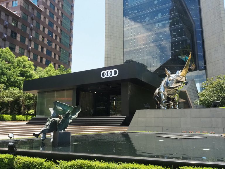 Audi 藉 House of Progress Taipei 品牌概念館展現 Audi urbansphere concept 概念車，同步宣布 Q8 e-tron 在台上市 - 職人選物-職人選物