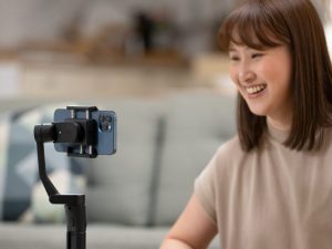 華碩研發電動夾爪手機三軸穩定器 ProArt Gimbal 於挖貝集資首波預購,早鳥價低於 4,000 元-職人選物