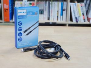 有螢幕的充電線 PHILIPS編織快充線DLC4586C評測:支援240W、小螢幕充電狀態一目了然-職人選物