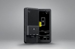 Sony推出相機用的5G隨身資料傳輸器PDT-FP1,可將相機拍攝的內容快速上傳到雲端或FTP伺服器-職人選物