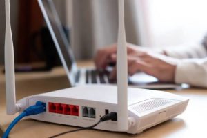 美國 FCC 將高速網路寬頻定義提高至 100Mbps 下載、20Mbps 上傳-職人選物