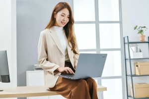 Acer TravelMate P4 Spin 14 開箱:為行動商務量身打造, 2 in 1 設計實現一機多功能的超便利-職人選物
