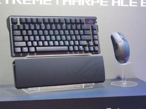 COMPUTEX 2024:COMPUTEX 2024:華碩ROG推出結合碳纖維材質的EXTREME電競鍵盤滑鼠產品,以及具跨平台連接的ROG Delta II無線耳機-職人選物