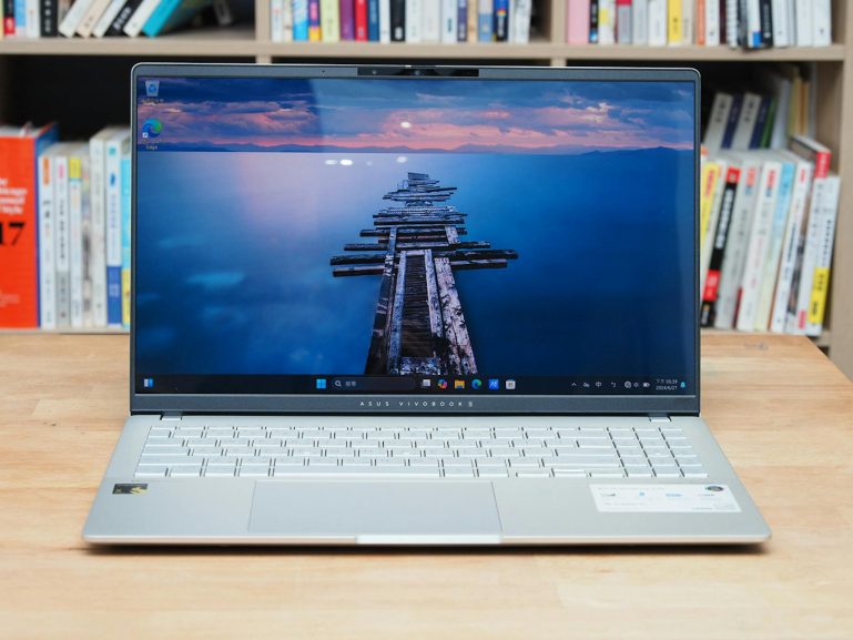 搭載Snapdragon X Elite的華碩Vivobook S 15評測，日常文書使用流暢、續航力出色 - 職人選物-職人選物