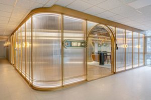 《劍星》韓國遊戲開發商 Shift Up 上市 首日股價漲 49%-職人選物