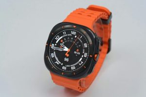 Samsung Galaxy Watch Ultra智慧手錶評測心得:鈦外殼搭配藍寶石錶面、續航力2.5天、售價21990元-職人選物