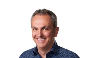 蘋果財務長 Luca Maestri 2025年退休 將轉任帶領蘋果企業服務團隊-職人選物