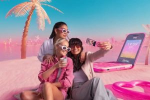 HMD 芭比翻蓋手機 10 月上市 售價 129 美元-職人選物