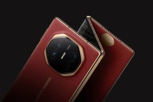 華為 Mate XT 全球首款三折手機亮相 售價人民幣 19999 元起-職人選物