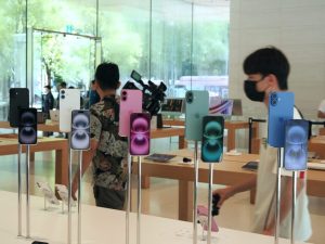 巴西認證機構披露iPhone 16系列較前一代同級機型電池容量增加6%至9.4%,iPhone 16 Pro Max增加幅度最少-職人選物