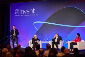 AWS 媒體與娛樂解決方案助力《阿凡達:水之道》打造頂尖電影特效 助力一流特效公司 Wētā FX 打造雲端工作室,支援《阿凡達:水之道》高達 33 億個渲染執行緒小時的雲端製作任務-職人選物