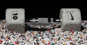 又潮又環保-Nike Grind 啞鈴-職人選物