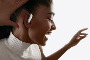 字節跳動推 Ola Friend 真無線耳機 首次佈局耳機市場-職人選物