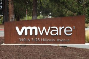 博通恢復部分 VMware 買斷授權方案-職人選物