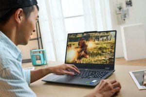 Lenovo LOQ 15IRX9 開箱實測:展現絕佳性價比!不僅遊戲效能了得,GeForce RTX 40系列 GPU 加速創作者工具更無往不利!-職人選物