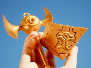 Be come true推出正版授權遊戲王千年神氣發光造型悠遊卡,重現千年積木與千年錫杖對決-職人選物