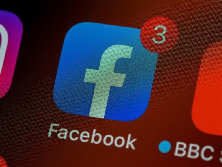 TWNIC報告 台灣使用者使用Facebook3年下滑10% - 職人選物-職人選物