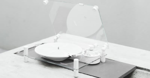 白與透明另闢黑膠唱盤美學-職人選物